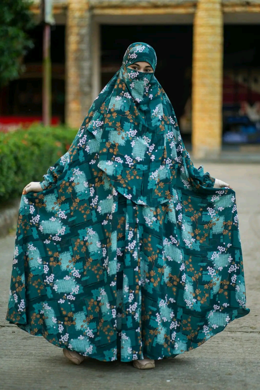 নিউ কালেকশন ফ্লোর টাচ আবায়া লং খিমার