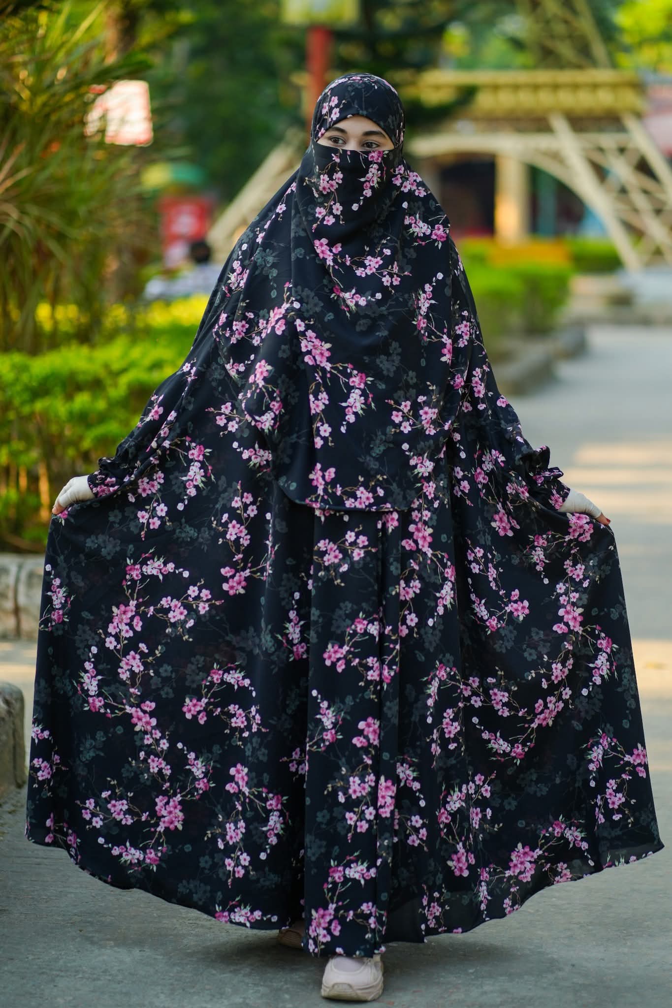 নিউ কালেকশন ফ্লোর টাচ আবায়া লং খিমার